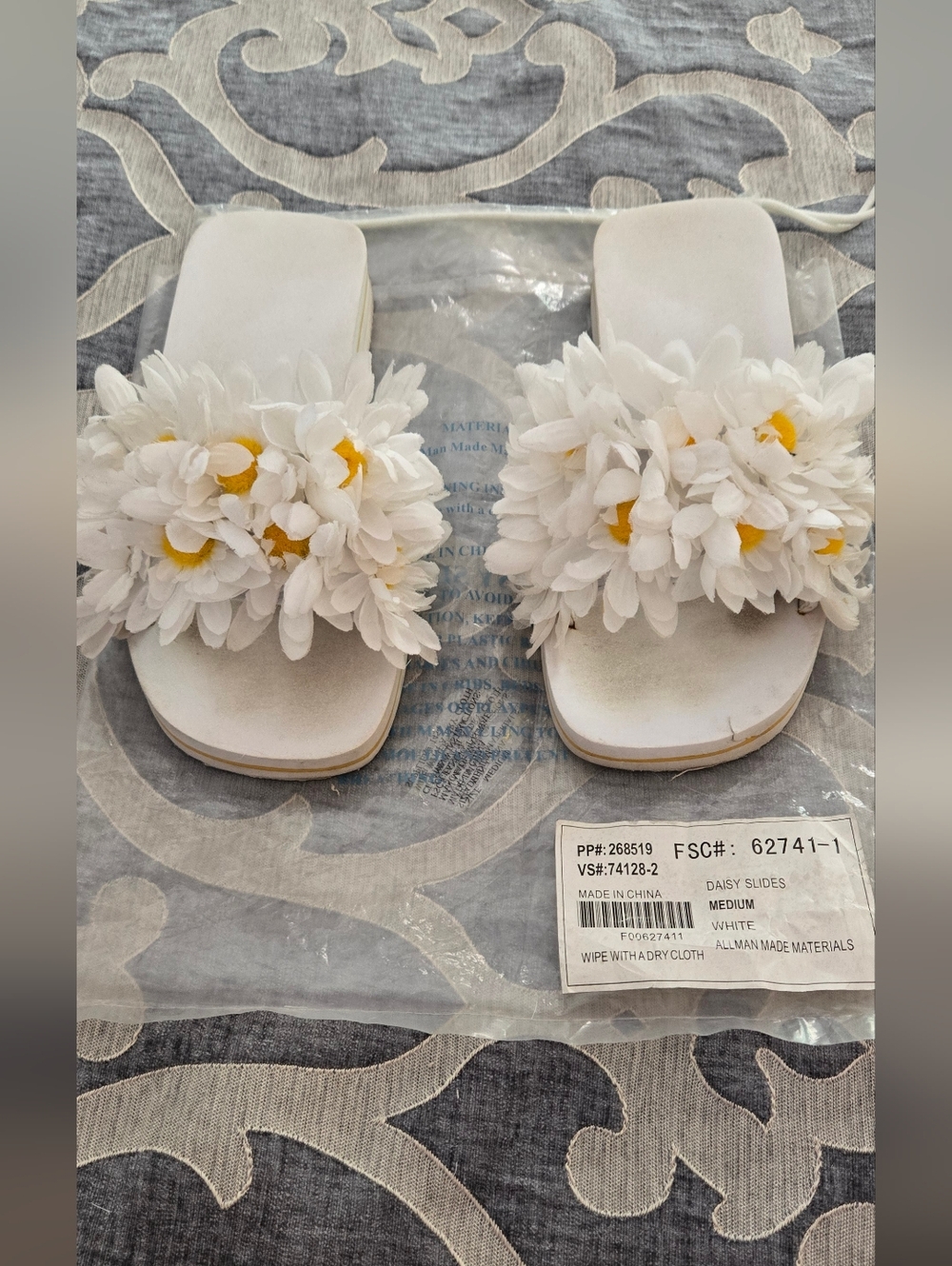 Avon White Daisy Slide Sandals